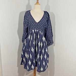 Talisman Dress Womens Medium Empire Waist V‎ Neck Lantern sleeves Pleasted Beach